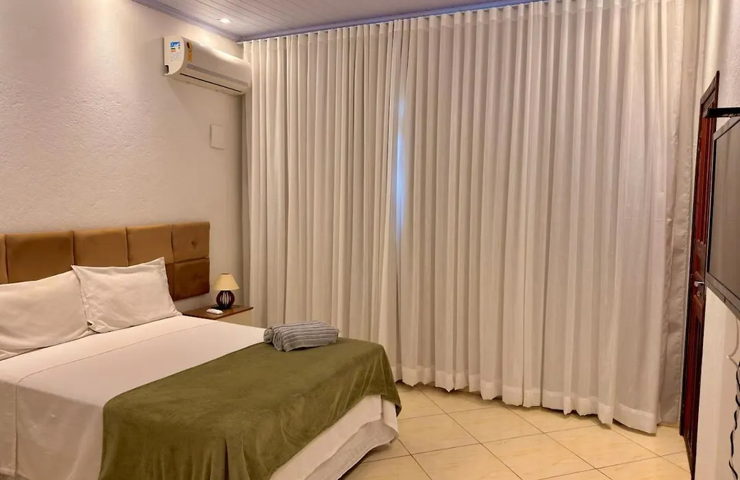 Casa com Ar e Churrasqueira na Prainha de Mambucaba-1